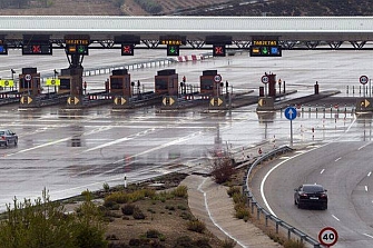 Las autopistas de peaje congelarán sus precios en 2015