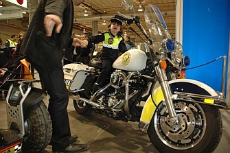 Ribó venderá las 6 Harleys que “solo sirven para políticas de postureo”