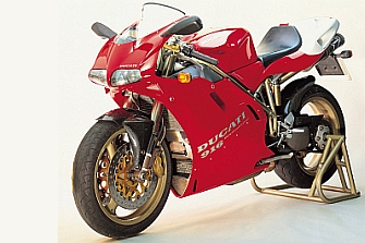 La Ducati 916 gana el primer premio en la “Greatest Bike 1955-2015”