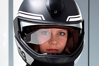 CES 2016: BMW Motorrad presenta un casco inteligente y un faro láser para motos