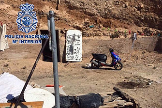 Detienen a dos personas acusadas del robo de motos en Almería