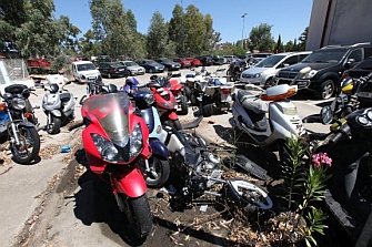 Gandía busca a los dueños de las motos abandonadas en el depósito municipal