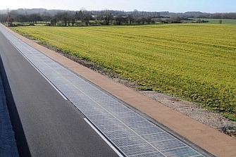 Francia inaugura la primera carretera solar
