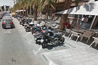 Las motos de Alicante podrán aparcar en Zona ORA 
