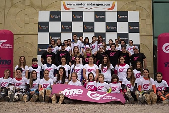 La Comisión Femenina de Motociclismo estrena macrocampus en Motorland Aragón