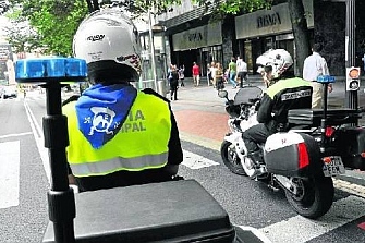 Dos nuevas motos eléctricas para la Policía de Bilbao