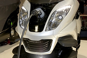 Peugeot E-Metropolis y E-Ludix, llegan las variantes eléctricas