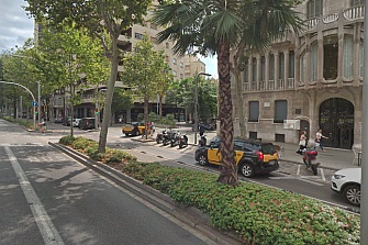 Colau quiere pacificar el tráfico en las tres cuartas partes de Barcelona