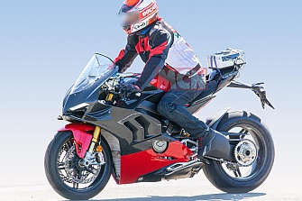 Fotos Espía: Ducati Panigale V4 Superleggera