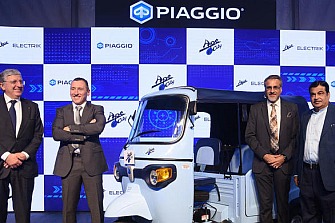 Piaggio Group lanza el Ape E-City para la India
