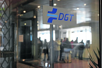 La DGT da un mes de moratoria para la matriculación de vehículos nuevos