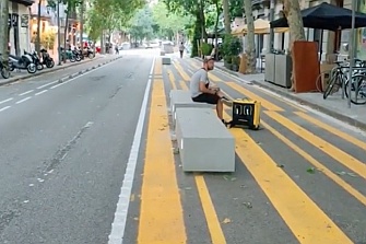 El mobiliario anti-seguridad vial de Barcelona