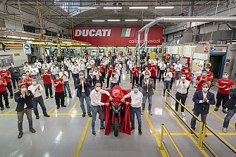 Ducati comienza la producción de la Multistrada V4