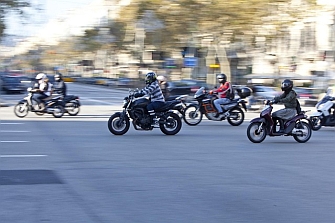 La patronal alerta del envejecimiento del parque de motos en España