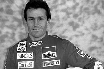 Muere expiloto de F1 Andrea de Cesaris en un accidente de moto
