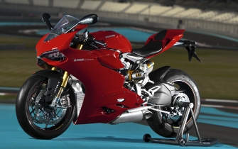 La Ducati 1199 Panigale S, Mejor moto del año 2013