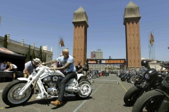 Barcelona reúne más de 21.000 motos Harley en el 110 aniversario de la compañía