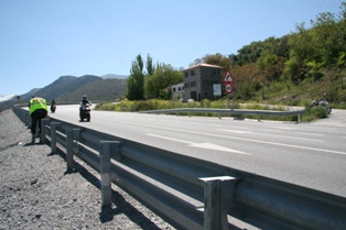 La AMM denuncia el estado de la carretera A395 (Granada-Sierra Nevada) con un informe de dos años de seguimiento