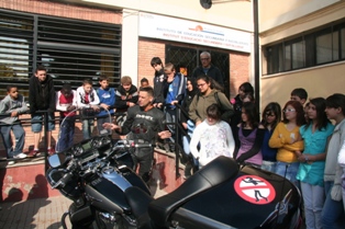 Jornadas de educación vial para jóvenes en Zaragoza y Huesca.