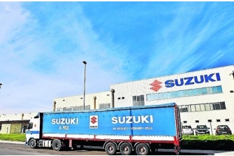 Los empleados de Suzuki creen que el cierre de la fábrica "es un tema tabú que no interesa"