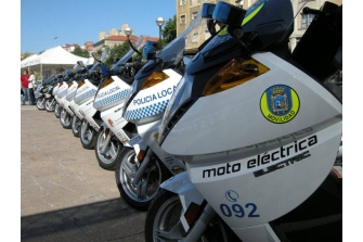La policía de Segovia se pasa a las motos eléctricas