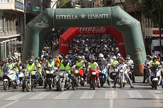 Casi 3.000 motos en la carrera contra la droga