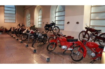 Exposición Temporal "Salamanca en 2 ruedas"