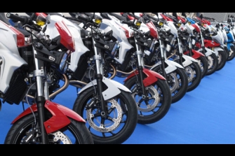 Las ventas de motos caen un 33% en marzo